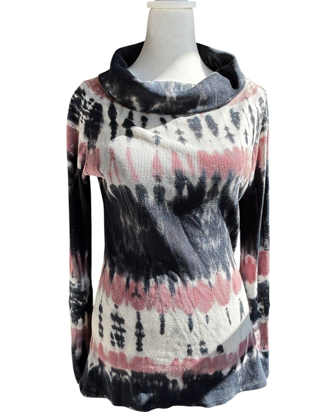 GO Couture Tie-Dye Cowl Neck Long Sleeve Top – Size S
